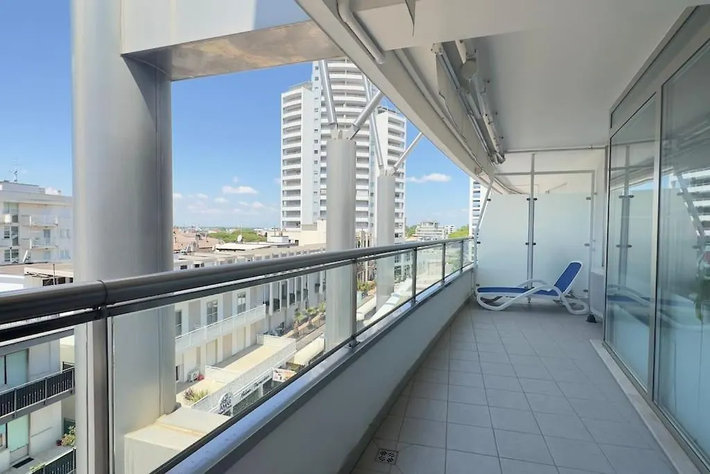 Magica Immobiliare - Il Centrale 401A ليدو دي يسولو شقة