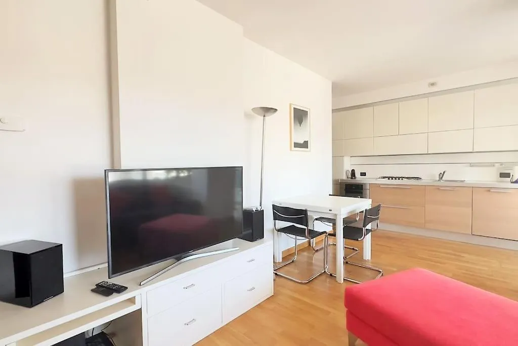Magica Immobiliare - Il Centrale 401A ليدو دي يسولو 0*,  إيطاليا